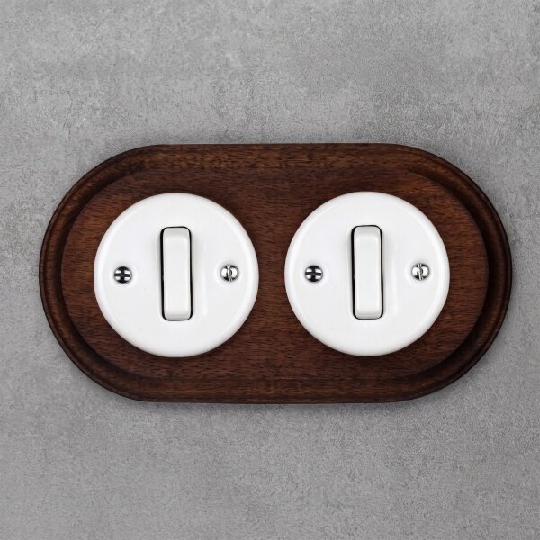 Elhard - Dvojitý keramický retro vypínač s rámečkem č. 1 bílá/tmavé dřevo