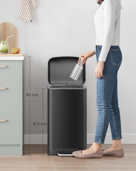 SONGMICS Odpadkový koš s víkem IRIS 30 l černý II