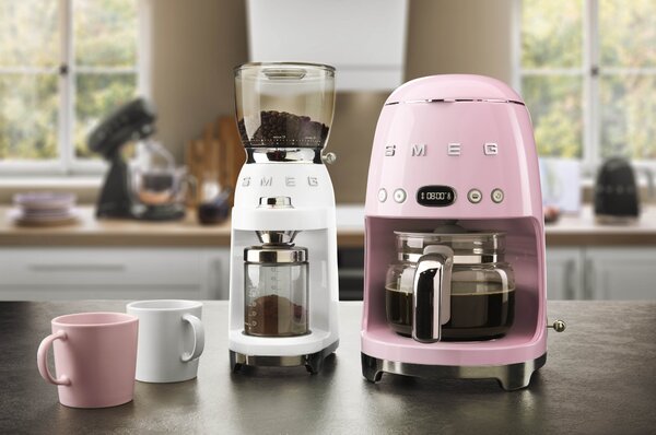 Smeg DCF02SSEU Překapávač na kávu 50's Style DCF02 nerezová ocel