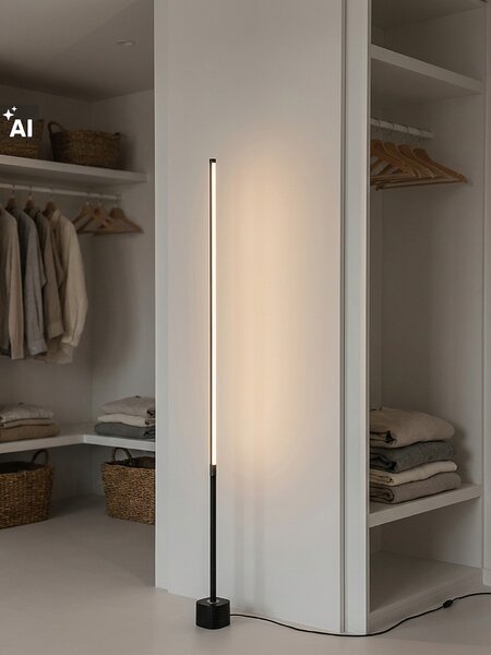 Sinsay - LED stojací lampa - černá
