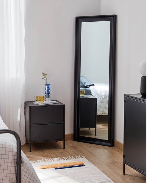 Černý ocelový noční stolek Shantay – Kave Home