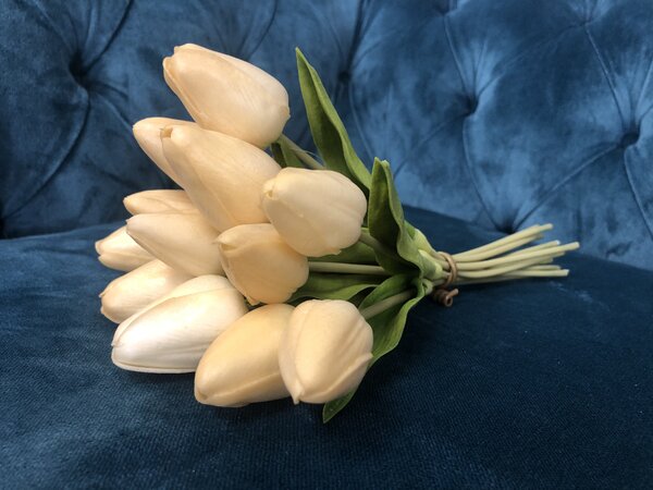 Chic Antique Svazek tulipánů