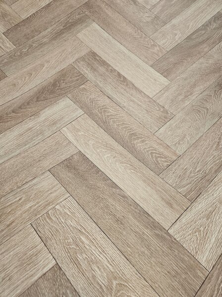 PVC podlaha Tarkett Iconik 280T Ancares Herringbone Brown