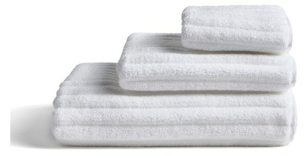 Bílý froté bavlněný ručník 50x90 cm Navira – Kave Home