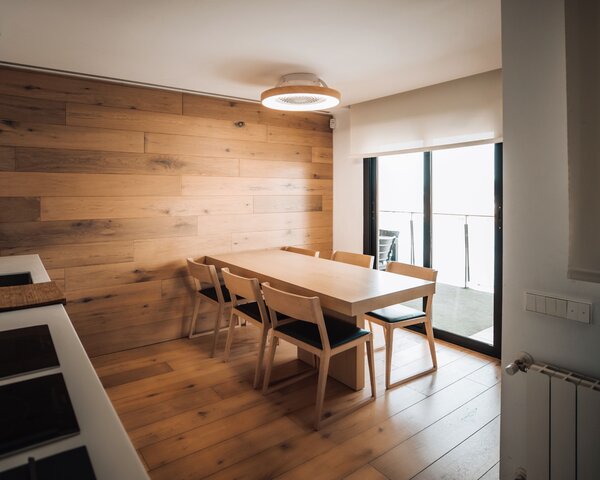 Mantra 7126 Tibet, stropní svítidlo s ventilátorem a dálkovým ovladačem, LED 70W 2700K-5000K, dřevo/bílá, průměr 65cm