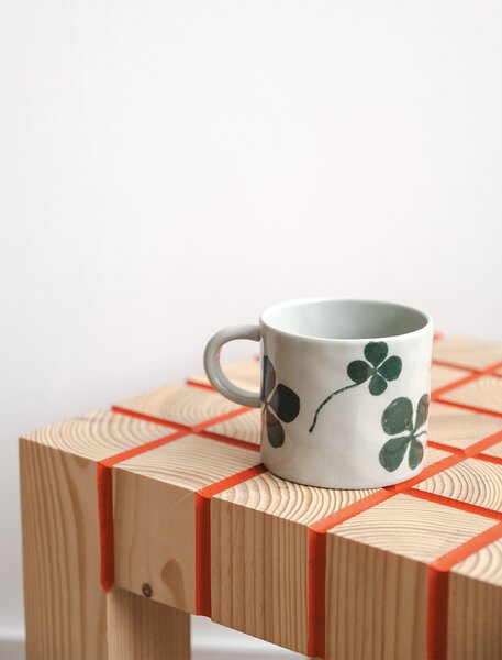 Fine Little Day Porcelánový hrnek s ouškem Clover FLD259