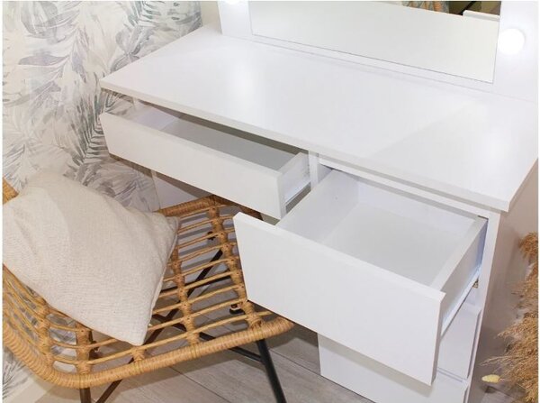 Bestent Toaletní stolek s LED zrcadlem Cleopatra White