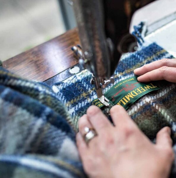 Vlněná deka Tartan Blue Dress Stewart 183 x 150 cm Tweedmill