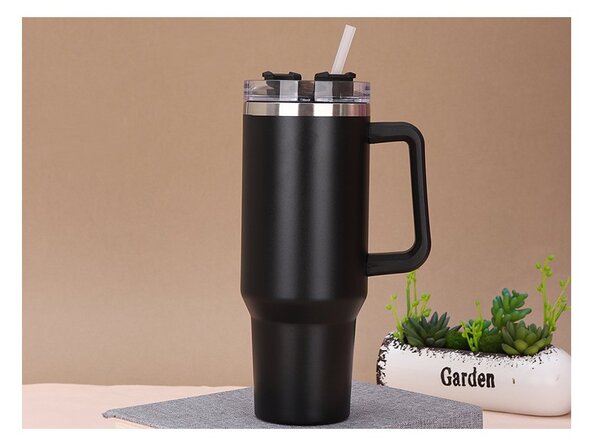Termohrnek nerezový G873 XXL 1200 ml s brčkem v černé barvě