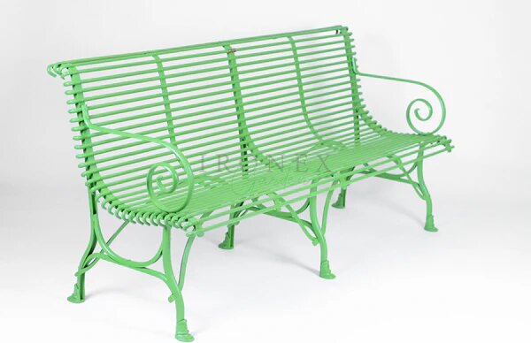 Kovová lavice Arras B4 Barva: Pure White - RAL 9010, Galvanizace: Nic