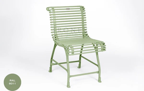 Kovová židle Arras Chair C1 Barva: Jet Black - RAL 9005, Galvanizace: Nic
