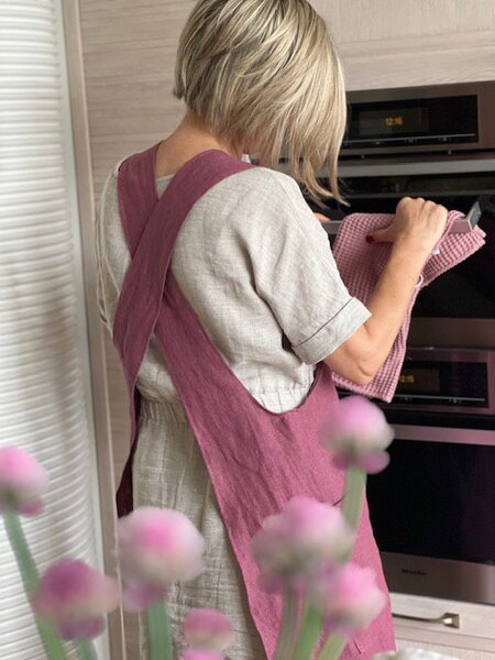 Aesthetic Lněná zástěra šatová s kapsami - Šeříková (Lilac)