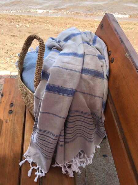 Osuška bavlněná béžově šedá s modrými proužky