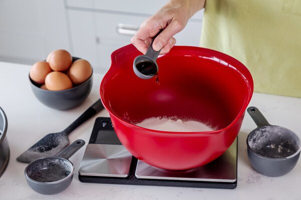 KitchenAid Sada kuchyňských odměrek KitchenAid, 4 ks, šedé KQG058OHCGG