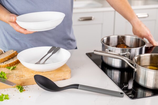 Lžíce na vaření KitchenAid Classic Collection 34 cm šedá KHA003OHCHGG