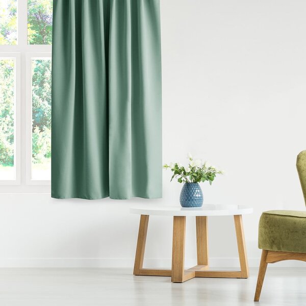 Světle zelený dimout závěs 140x175 cm Kierra – Restilo
