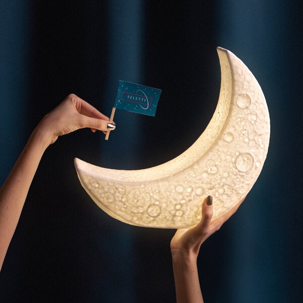 Seletti Bílá porcelánová stolní LED lampa My Tiny Moon