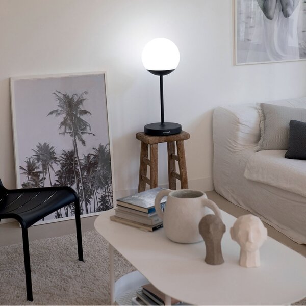 Světle šedý kovový zahradní konferenční stolek Fermob Salsa 113 x 58 cm