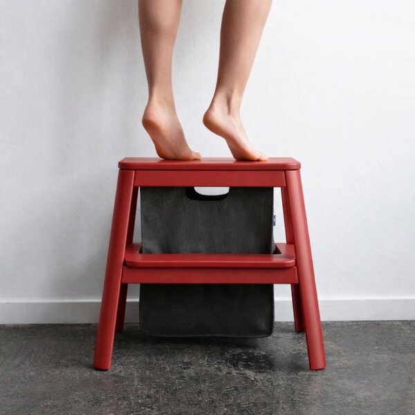 Umage Červeno-šedá dřevěná stolička Step It Up 48 cm