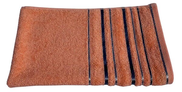 Měkoučký ručník ZARA s jemným proužkem. Velikost 40x60 cm. Barva ručníku je lososová