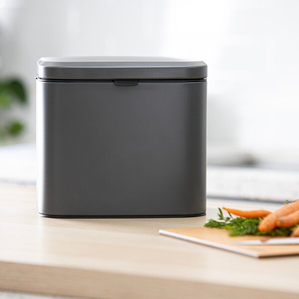 Tmavě šedá nádoba na kompostovatelný odpad 4 l Essentials – Ladelle