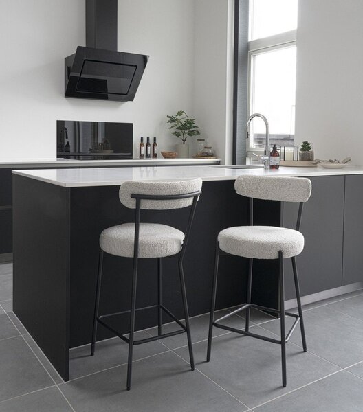 Bílá barová židle (výška sedáku 65 cm) Badalona – House Nordic
