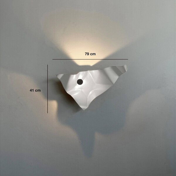 Knikerboker LED nástěnné světlo Zona d'ombra, bílá, 79 cm, stmívatelný, Bílá / opál, Obývací pokoj / jídelna, kov, Design
