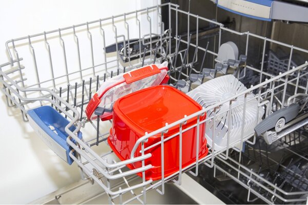 Sistema Napařovací krabička na zeleninu a ryby Microwave steamer 2,4 l, červená