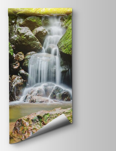 Fototapeta Vodopád přes skály s mechem, Designové fototapety na zeď, Populární fototapety, u28694 - Tapeko.co.cz