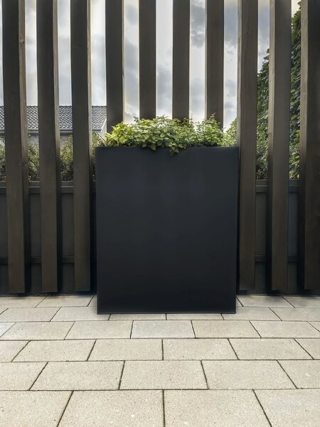 Květináč ELEMENTO, ocel, šířka 75 cm, černý
