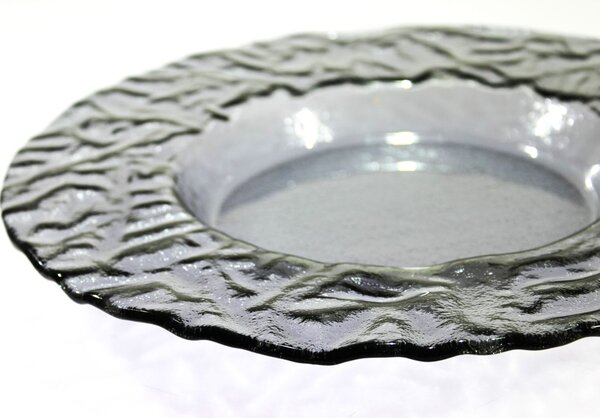 Skleněná hluboká mísa s dekorativním okrajem, šedá - prům. 36cm