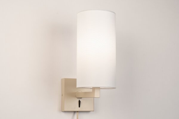 Nástěnné svítidlo do ložnice s vypínačem Bassel 34 White and Taupe (LMD)