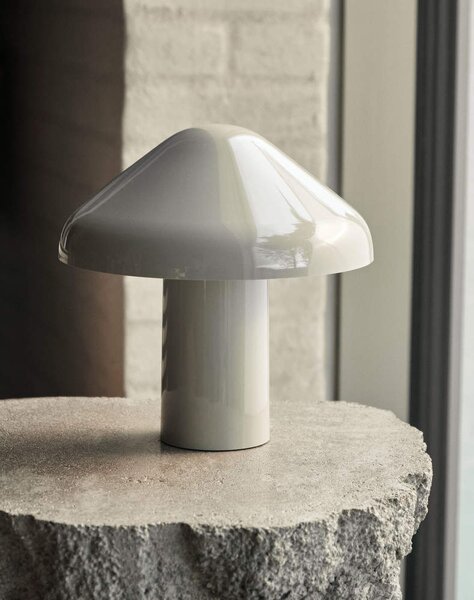 HAY Přenosná lampa Pao Ø23, cream white AE380
