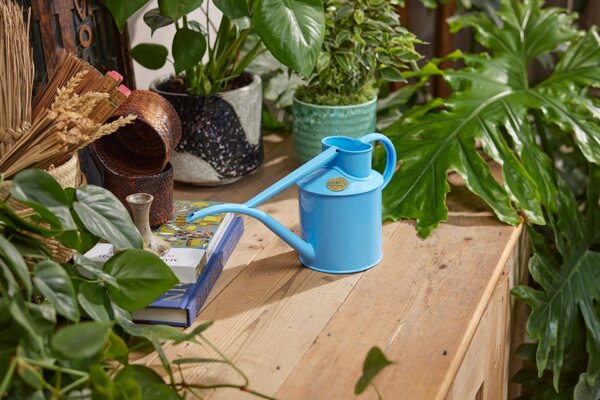 Konvička na zalévání Fazeley Flow Summer Sky Blue – 1 l