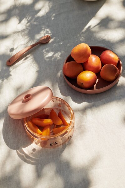 Úložné dózy na jídlo pro batolata Dominique Peach – 2 × 500 ml