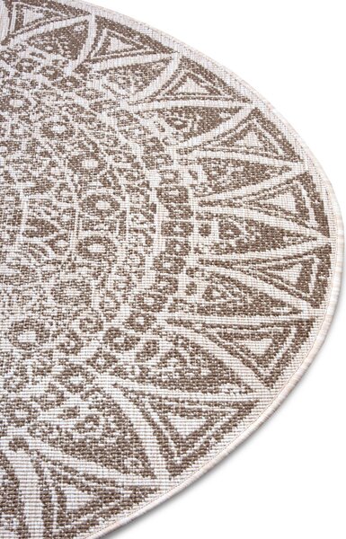 MK Original: Produkty s rodokmenem, Kusový koberec Mujkoberec Original Nora 105453 Linen kruh – na ven i na doma, 140x140 (průměr) kruh, hnědá, chodba / předsíň