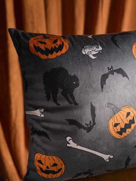 Sinsay - Povlak na polštář s halloweenským motivem - šedá