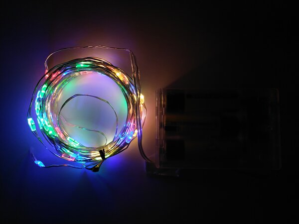 Vánoční mikro řetěz na baterie, různobarevná, 2m, 20 LED