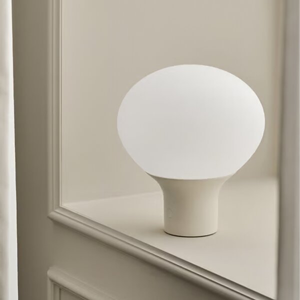 Bolia designové stolní lampy Acorn Portable Lamp