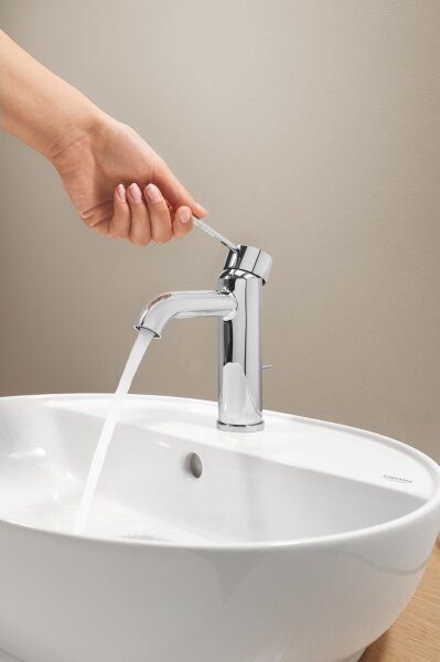 GROHE 23589001 - Umyvadlová baterie ESSENCE velikost S lesklý chrom