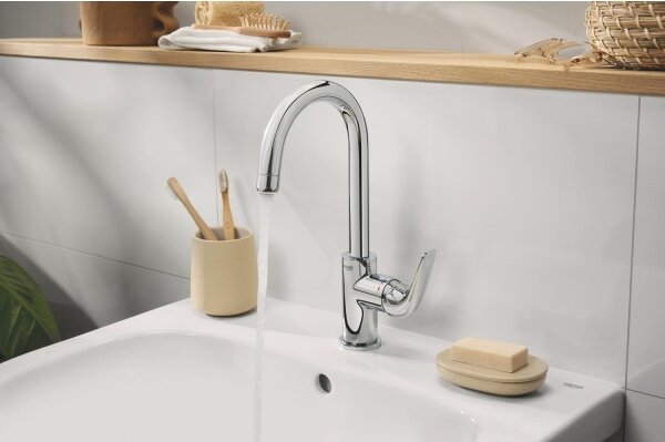 GROHE 24330001 - Umyvadlová baterie EUROSMART velikost L lesklý chrom