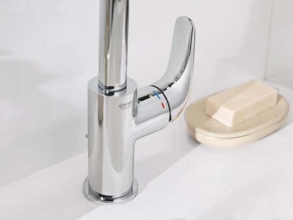 GROHE 24330001 - Umyvadlová baterie EUROSMART velikost L lesklý chrom