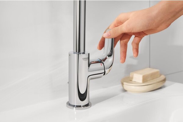 GROHE 24330001 - Umyvadlová baterie EUROSMART velikost L lesklý chrom