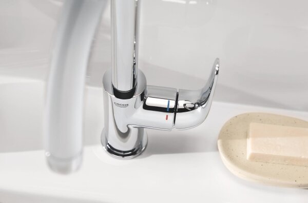 GROHE 24330001 - Umyvadlová baterie EUROSMART velikost L lesklý chrom