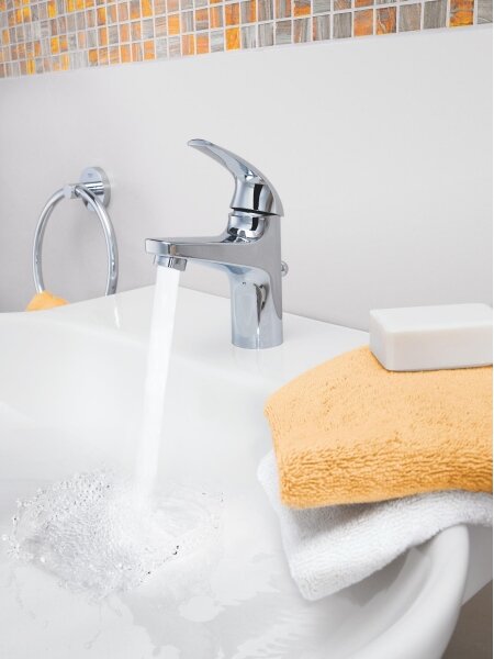 GROHE 32805000 - Umyvadlová baterie BAUCURVE DN 15 lesklý chrom