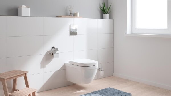 GROHE 39693000-Závěs. kompaktní WC EURO CERAMIC s Triple Vortex 53 l keram./bílá