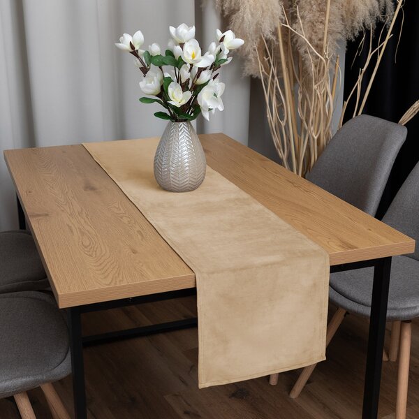 Biante Sametový běhoun na stůl Velvet Premium SVP-006 Pískově béžový 35x120 cm