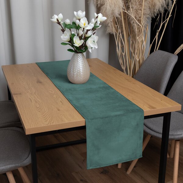Biante Sametový běhoun na stůl Velvet Premium SVP-022 Ledově zelený 35x120 cm