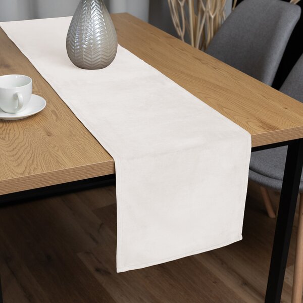 Biante Sametový běhoun na stůl Velvet Premium SVP-024 Krémově bílý 35x160 cm