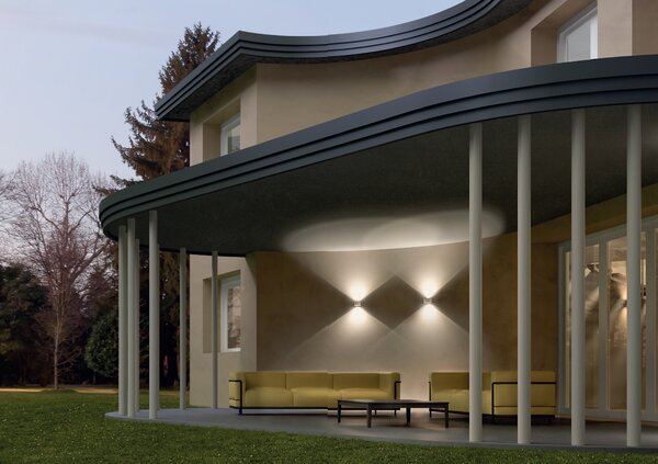 Redo 90060 Log, bílé venkovní nástěnné svítidlo COB LED 6W 3000K, se svícením dolů, IP65
